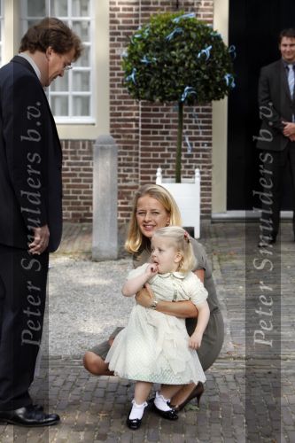 Apeldoorn 20 september 2009
Doop Pieter v Vollenhoven, zoon van Prins Pieter Christiaan en prinses Anita op paleis het Loo. Ook zijn zus Emma is aanwezig. Prinses Mabel Wisse Smit met Prins Friso en hun kinderen Luana en Zaria
Peter Smulders bv