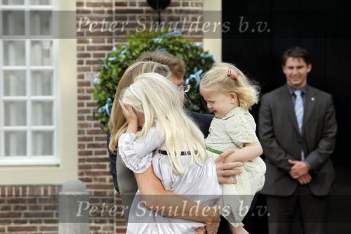 Apeldoorn 20 september 2009
Doop Pieter v Vollenhoven, zoon van Prins Pieter Christiaan en prinses Anita op paleis het Loo. Ook zijn zus Emma is aanwezig. Prinses Mabel Wisse Smit met Prins Friso en hun kinderen Luana en Zaria
Peter Smulders bv