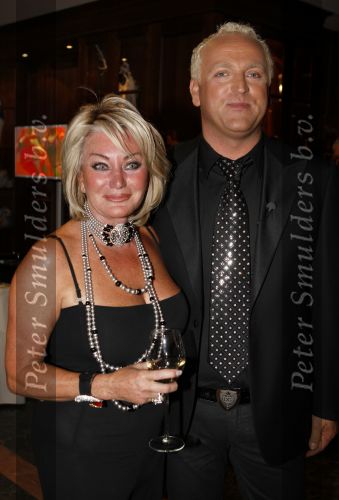 Noordwijk 28 Augustus 2009 Miljonair Fair
Marianne Strijbosch met diverse mensen
Foto Peter Smulders BV