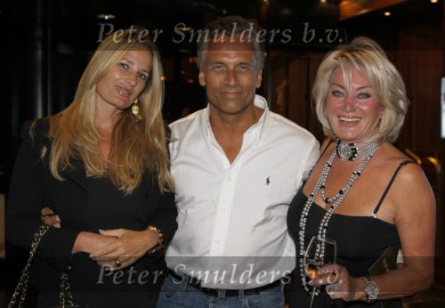 Noordwijk 28 Augustus 2009 Miljonair Fair
Marianne Strijbosch met diverse mensen
Foto Peter Smulders BV