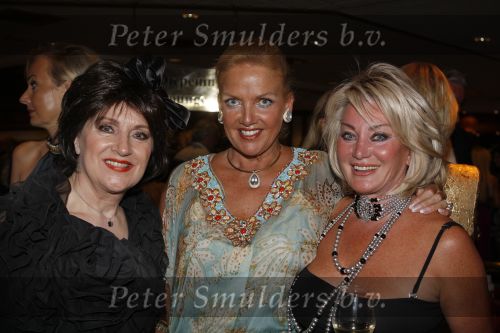 Noordwijk 28 Augustus 2009 Miljonair Fair
Marianne Strijbosch met diverse mensen
Foto Peter Smulders BV