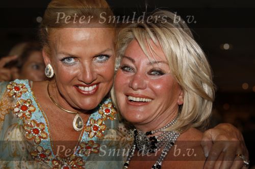 Noordwijk 28 Augustus 2009 Miljonair Fair
Marianne Strijbosch met diverse mensen
Foto Peter Smulders BV