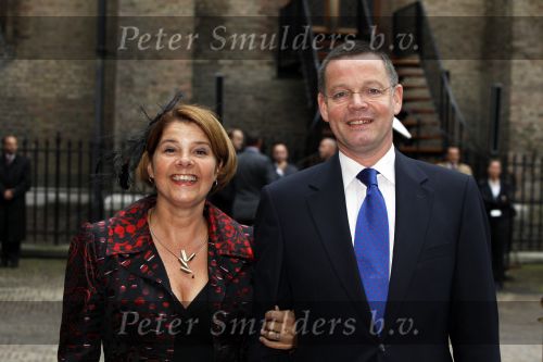 Den Haag 15 september 2009
Prinsjesdag op het binnenhof met alle hoedjes. Marja v Bijsterveldt met man
Peter Smulders bv