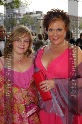 Amsterdam 13 september 2009
Premiere mamma mia in carre. Marjolein Touw met dochter
Peter Smulders bv