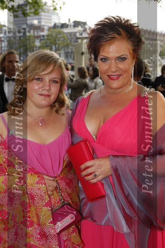 Amsterdam 13 september 2009
Premiere mamma mia in carre. Marjolein Touw met dochter
Peter Smulders bv