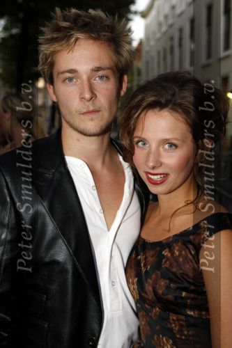 Den Haag 31 augustus 2009
Premiere het leven uit een dag in Pathe den haag. Matthijs v d Sande Bakhuyzen en Lois Dols de Jong
Peter Smulders bv