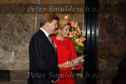 New York 8 september 2009
Prinses Maxima en Prins Willem Alexander in empire state building . Met een druk op de knop kleurde de empire state building oranje.
Peter Smulders bv