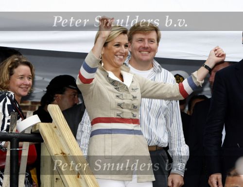 New York 12 september 2009
Armin van Buuren draait op Governor\'s island voor Prins Willem Alexander en prinses Maxima.
Peter Smulders bv