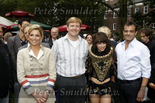 New York 12 september 2009
Prins Willem Alexander en prinses Maxima in New York voor NYC 400.
Vandaag bezochten ze Governors Island en de parade. Ellen ten Damme
Peter Smulders bv