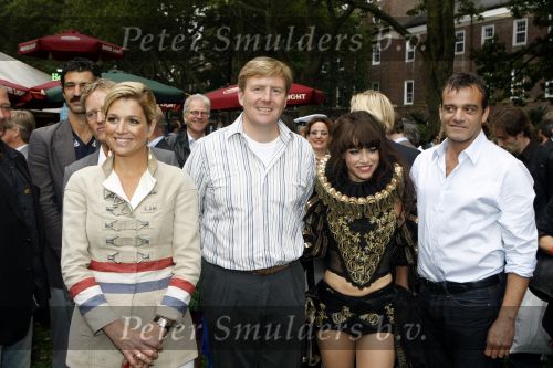 New York 12 september 2009
Prins Willem Alexander en prinses Maxima in New York voor NYC 400.
Vandaag bezochten ze Governors Island en de parade. Ellen ten Damme
Peter Smulders bv