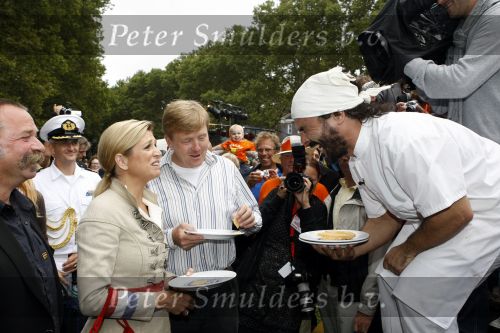 New York 12 september 2009
Prins Willem Alexander en prinses Maxima in New York voor NYC 400.
Vandaag bezochten ze Governors Island en de parade. kok op de parade
Peter Smulders bv