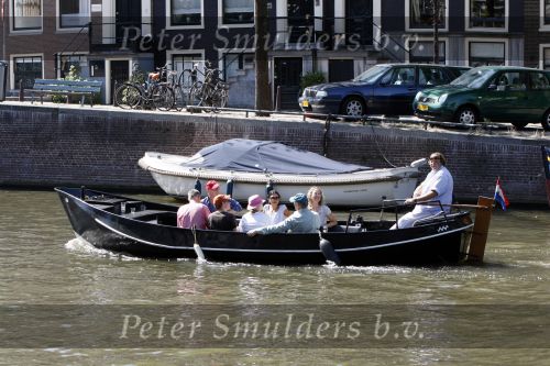 Amsterdam 23 augustus 2009
Menno Kohler geeft rondvaarten op amsterdam.
Peter Smulders bv