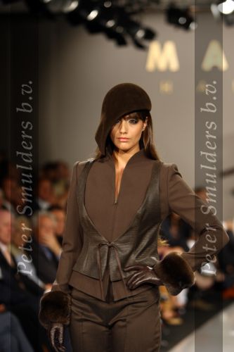 Amsterdam, 12 September 2009
Winter modeshow Mart Visser in het Apollo hotel
Winter Collectie 2009/2010
Foto Peter Smulders BV
