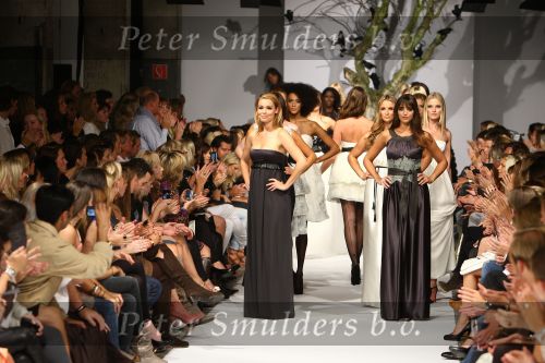 Amsterdam, 7 September 2009
Modeshow van Raak

Foto Peter Smulders BV