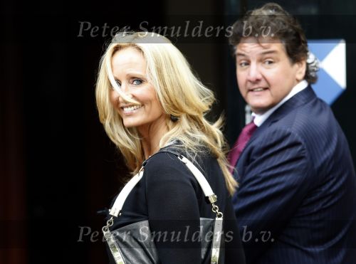 Apeldoorn 20 september 2009
Doop Pieter v Vollenhoven, zoon van Prins Pieter Christiaan en prinses Anita op paleis het Loo. Ook zijn zus Emma is aanwezig. Rene en Natasja Froger
Peter Smulders bv