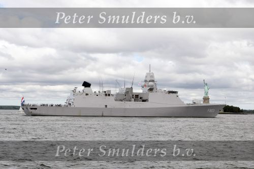New York 13 september 2009
Prins Willem Alexander en prinses Maxima tijdens hun bezoek aan New York vanwege NYC 400. nederlands marine schip
Peter Smulders bv
