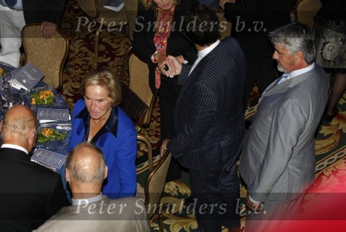 New York 11 september 2009
Prins Willem Alexander en prinses Maxima bij uitreiking Four freedom awards in het Waldorf Astoria hotel. Pieter Storms met Nina Brink en haar zoon
Peter Smulders bv