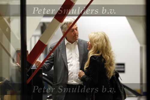 Amsterdam 2 augustus 2009
Patricia Paay en haar nieuwe vriend Hans ter Vat aan het eten bij dynasty en daarna in parkeergarage en bij hotel.
Peter Smulders bv