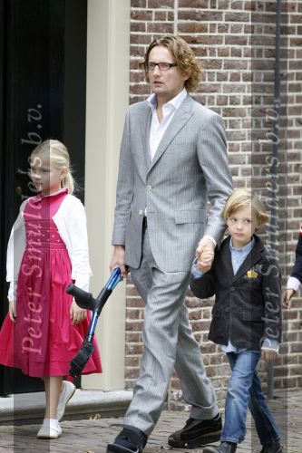 Apeldoorn 20 september 2009
Doop Pieter v Vollenhoven, zoon van Prins Pieter Christiaan en prinses Anita op paleis het Loo. Ook zijn zus Emma is aanwezig. Prina Maurits Prinses marilene Anna Lucas Felicia Prins Bernhard Jr Prinses Annette Isabella Sam Benjamin en Prinses Margriet
Peter Smulders bv