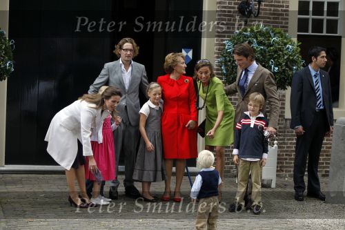 Apeldoorn 20 september 2009
Doop Pieter v Vollenhoven, zoon van Prins Pieter Christiaan en prinses Anita op paleis het Loo. Ook zijn zus Emma is aanwezig. Prina Maurits Prinses marilene Anna Lucas Felicia Prins Bernhard Jr Prinses Annette Isabella Sam Benjamin en Prinses Margriet
Peter Smulders bv