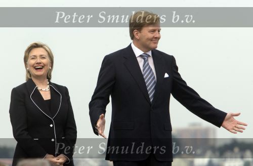 New York 8 september 2009
Prins Willem Alexander Prinses Maxima Michael Bloomberg (Burgemeester NY) en Hillary Clinton op vliegdekschip Intrepid. Welkomst ceremonieel van NYC 400.
Peter Smulders bv