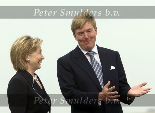 New York 8 september 2009
Prins Willem Alexander Prinses Maxima Michael Bloomberg (Burgemeester NY) en Hillary Clinton op vliegdekschip Intrepid. Welkomst ceremonieel van NYC 400.
Peter Smulders bv