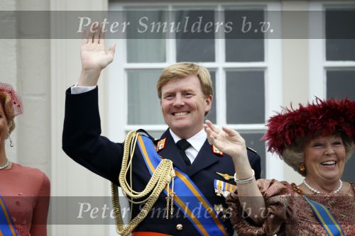 Den Haag 15 september 2009
Prinsjesdag op het binnenhof en de balkonscene op paleis Noordeinde met Koningin Beatrix Prinses Maxima Prins Willem Alexander Prins Constantijn Prinses Laurentien Prinses Margriet en Pieter v Vollenhoven
Peter Smulders bv