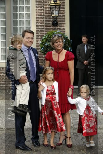 Apeldoorn 20 september 2009
Doop Pieter v Vollenhoven, zoon van Prins Pieter Christiaan en prinses Anita op paleis het Loo. Ook zijn zus Emma is aanwezig. Prinses Laurentien Prins Constantijn Claus Cazimir  Eloise en Eleonore
Peter Smulders bv