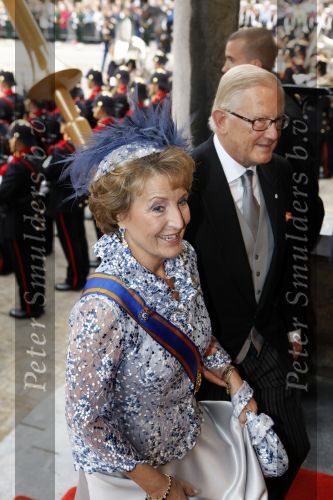 Den Haag 15 september 2009
Prinsjesdag op het binnenhof en de balkonscene op paleis Noordeinde met Koningin Beatrix Prinses Maxima Prins Willem Alexander Prins Constantijn Prinses Laurentien Prinses Margriet en Pieter v Vollenhoven
Peter Smulders bv