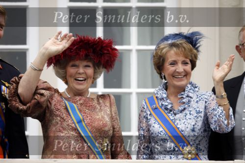 Den Haag 15 september 2009
Prinsjesdag op het binnenhof en de balkonscene op paleis Noordeinde met Koningin Beatrix Prinses Maxima Prins Willem Alexander Prins Constantijn Prinses Laurentien Prinses Margriet en Pieter v Vollenhoven
Peter Smulders bv