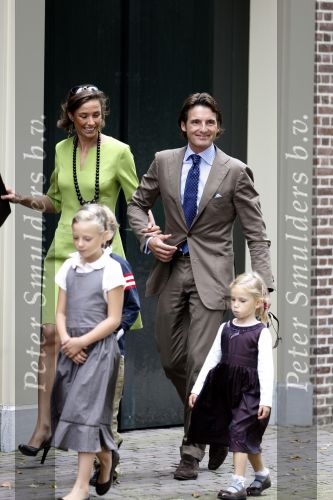 Apeldoorn 20 september 2009
Doop Pieter v Vollenhoven, zoon van Prins Pieter Christiaan en prinses Anita op paleis het Loo. Ook zijn zus Emma is aanwezig. Prina Maurits Prinses marilene Anna Lucas Felicia Prins Bernhard Jr Prinses Annette Isabella Sam Benjamin en Prinses Margriet
Peter Smulders bv
