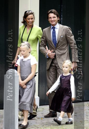 Apeldoorn 20 september 2009
Doop Pieter v Vollenhoven, zoon van Prins Pieter Christiaan en prinses Anita op paleis het Loo. Ook zijn zus Emma is aanwezig. Prina Maurits Prinses marilene Anna Lucas Felicia Prins Bernhard Jr Prinses Annette Isabella Sam Benjamin en Prinses Margriet
Peter Smulders bv