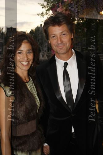Amsterdam 13 september 2009
Premiere mamma mia in carre.Rick Engelkes met vrouw Annemarie
Peter Smulders bv