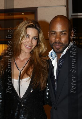 Amsterdam, 12 September 2009
Winter modeshow Mart Visser in het Apollo hotel
Robine v d Meer samen met Clayton Wesley
Foto Peter Smulders BV