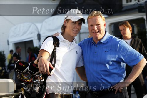 Zandvoort 19 augustus 2009
Winston Gerschtanowitz tijdens klm open pro am. Hij speelt samen met Edwin Smulders en Peter Hedblom. Ronald en Tim Koeman
Peter Smulders bv