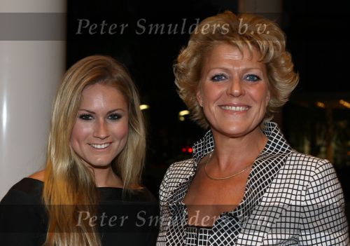 Amsterdam, 12 September 2009
Winter modeshow Mart Visser in het Apollo hotel
Simone Kleinsma met Nikki Plessen
Foto Peter Smulders BV