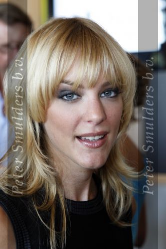 Bussim, 24 Augustus 2009
\'t Spant Perspresentatie RTL Winetrseizoen 2009/2010
Stacey Rookhuizen
Foto Peter Smulders