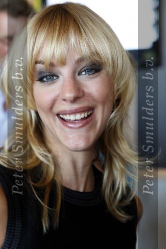 Bussim, 24 Augustus 2009
\'t Spant Perspresentatie RTL Winetrseizoen 2009/2010
Stacey Rookhuizen
Foto Peter Smulders