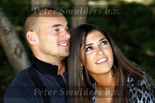 Madrid 3 augustus 2009
Wesley Sneijder en Yolanthe Cabau v Kasbergen samen verliefd in Madrid.
Peter Smulders bv