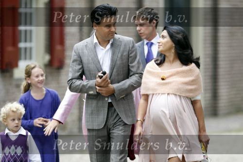Apeldoorn 20 september 2009
Doop Pieter v Vollenhoven, zoon van Prins Pieter Christiaan en prinses Anita op paleis het Loo. Ook zijn zus Emma is aanwezig. Wilfred Genee met zijn zwangere vrouw
Peter Smulders bv