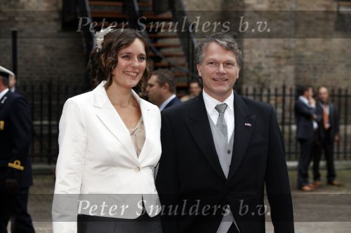 Den Haag 15 september 2009
Prinsjesdag op het binnenhof met alle hoedjes. Wouter Bos met zijn vrouw
Peter Smulders bv