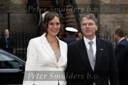Den Haag 15 september 2009
Prinsjesdag op het binnenhof met alle hoedjes. Wouter Bos met zijn vrouw
Peter Smulders bv
