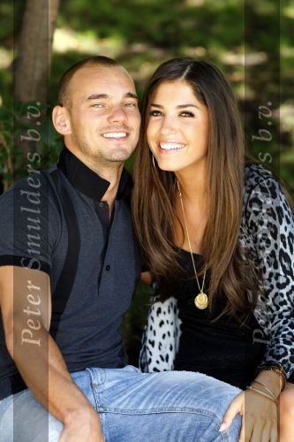 Madrid 3 augustus 2009
Wesley Sneijder en Yolanthe Cabau v Kasbergen samen verliefd in Madrid.
Peter Smulders bv
