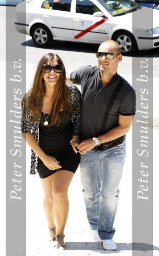 Madrid 3 augustus 2009
Wesley Sneijder en Yolanthe Cabau v Kasbergen samen verliefd in Madrid.
Peter Smulders bv