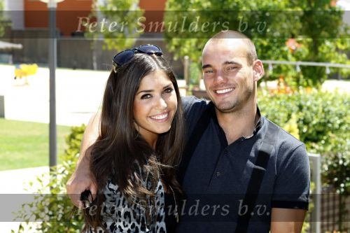 Madrid 3 augustus 2009
Wesley Sneijder en Yolanthe Cabau v Kasbergen samen verliefd in Madrid.
Peter Smulders bv
