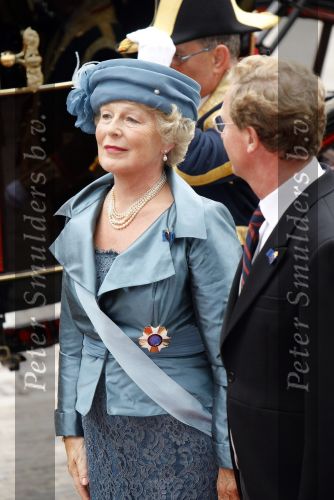 Den Haag 15 september 2009
Prinsjesdag op het binnenhof met alle hoedjes. mevr v Loon de la Bouchere
Peter Smulders bv