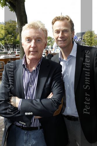 Amsterdam 13 september 2010
Presentatie DVD Box Jos Brink in Carre. Andre v Duin met partner Martin
Peter Smulders bv