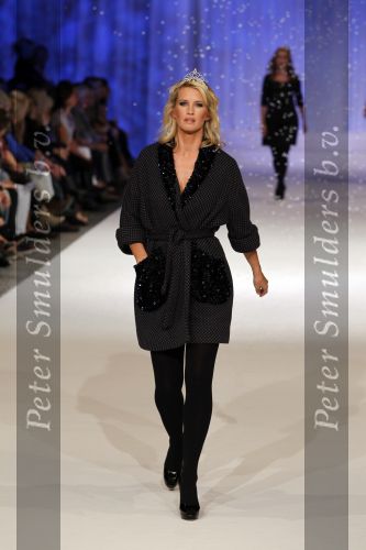 Amsterdam 13 september 2010
Modeshow Jos v Raak bij de westergasfabriek. Anouk Smulders
Peter Smulders bv