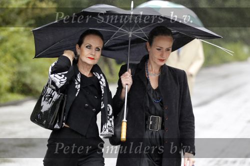 Amsterdam 26 augustus 2010
Begrafenis Connie Mus op westgaarden. Ans en Siegried Marcus
Peter Smulders bv