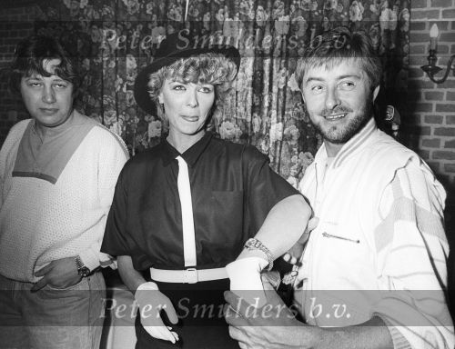 1984, Volendam
Afscheid Anny Schilder van BZN hier op de foto samen met Jan Keizer
Foto Peter Smulders BV